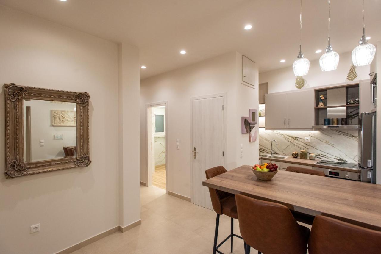 Blue Ark Acropolis Compass Apartment Athena Bagian luar foto