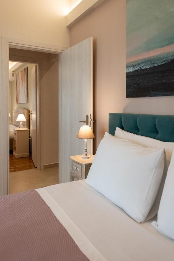 Blue Ark Acropolis Compass Apartment Athena Bagian luar foto