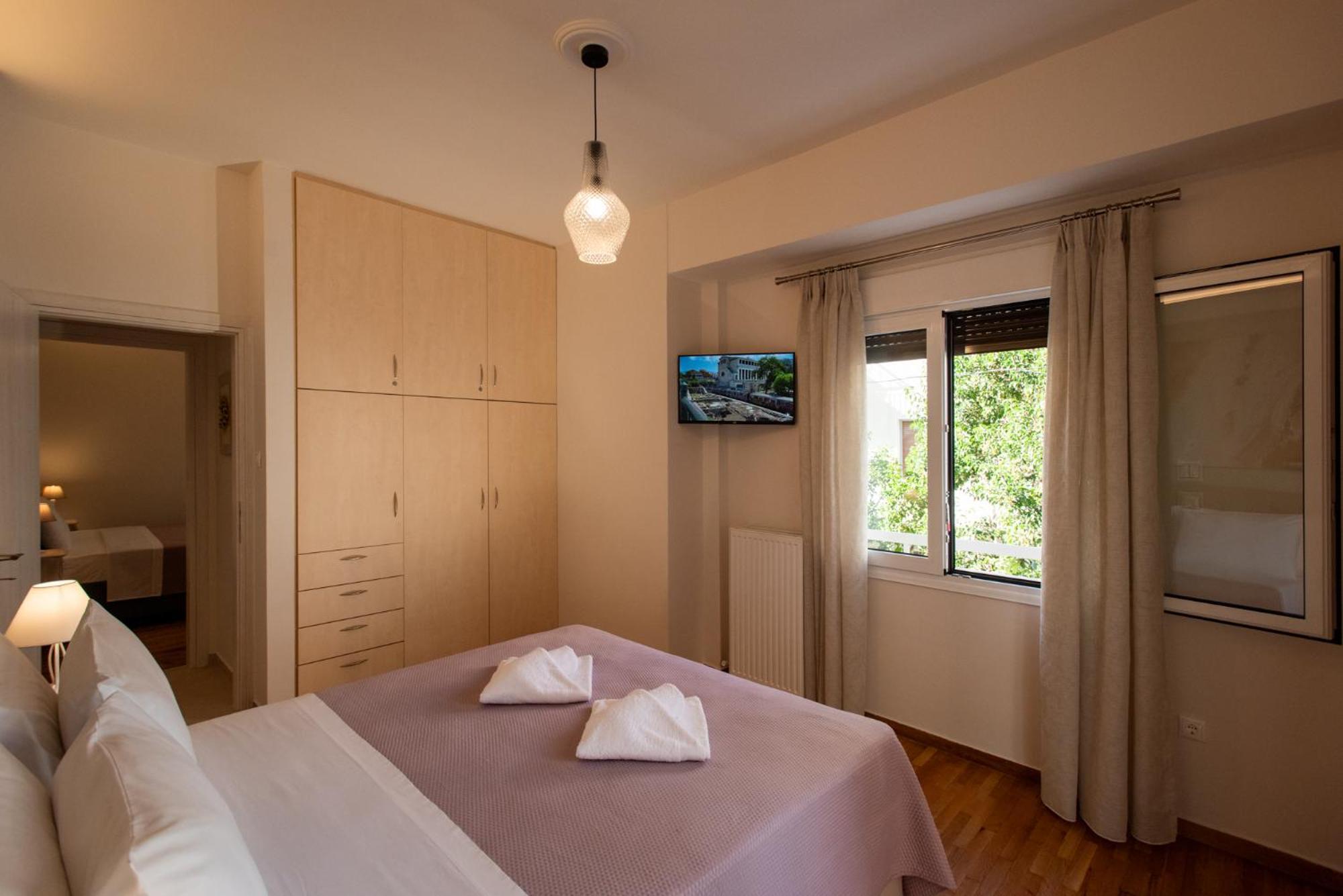 Blue Ark Acropolis Compass Apartment Athena Bagian luar foto