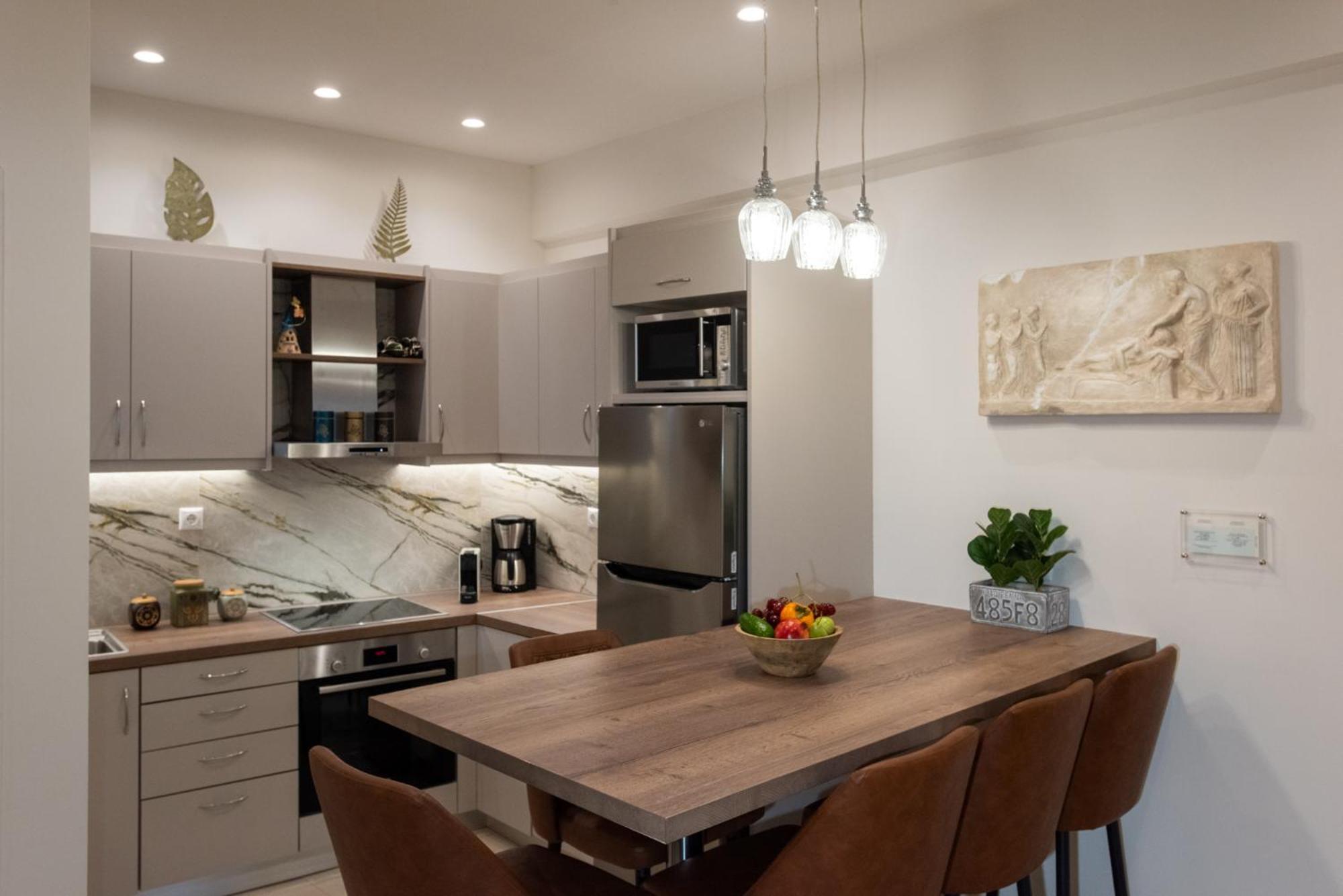 Blue Ark Acropolis Compass Apartment Athena Bagian luar foto